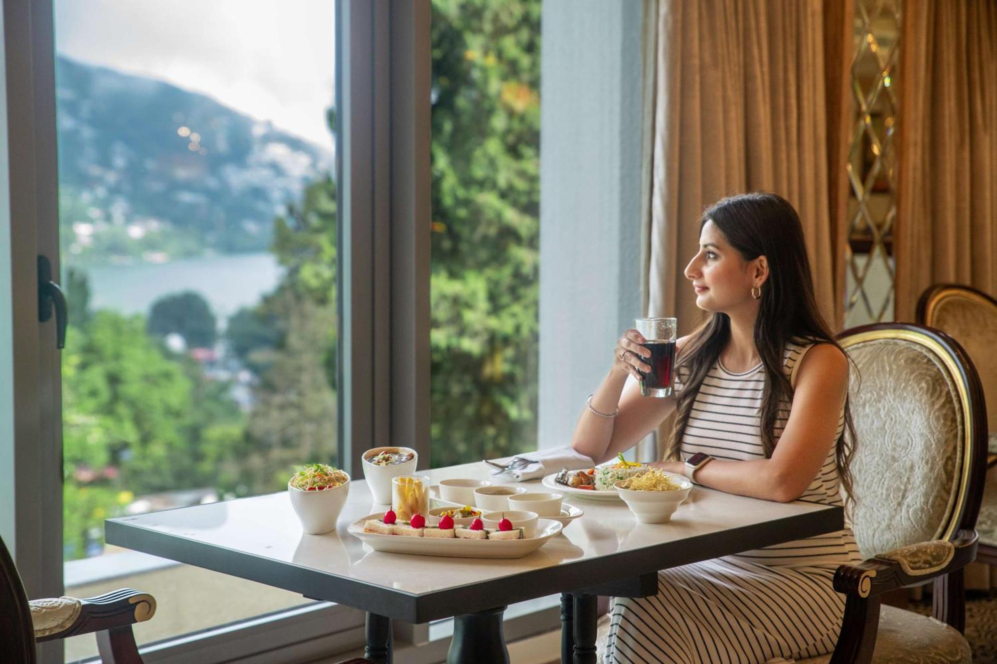 Hotel Namah Nainital, A Member Of Radisson Individuals Retreats Esterno foto